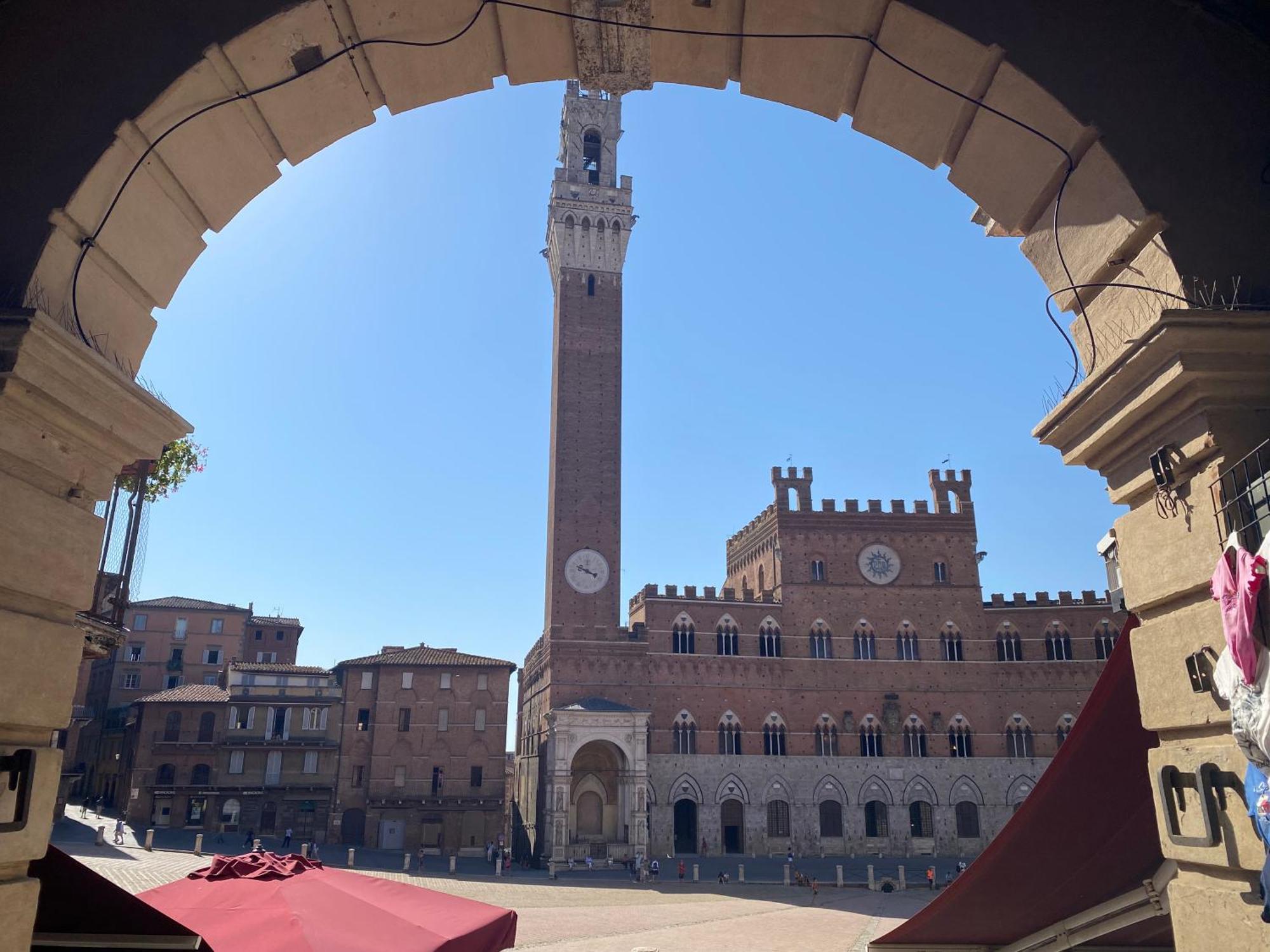 Loft Vicolo Di Vallepiatta 2 Min Piazza Del Campo Con Parcheggio Сиена Экстерьер фото